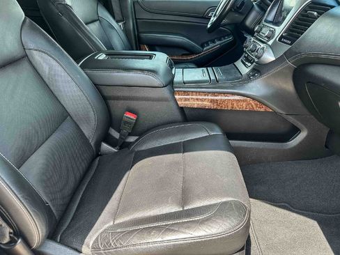 Used 2019 Chevrolet Tahoe Premier AWD/4WD image 26