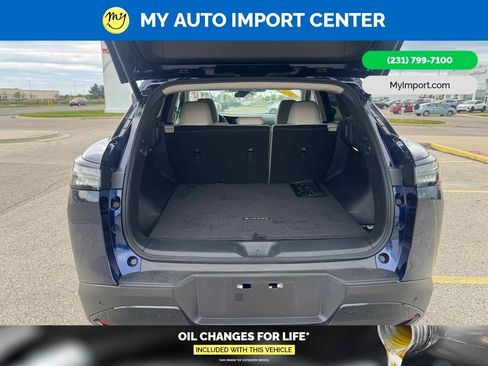 Used 2025 Nissan Murano SV AWD/4WD image 25