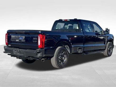 Used 2024 Ford F350 XL w/ Camper Package image 7