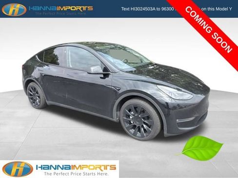 Used 2025 Tesla Model Y Long Range AWD/4WD image 1