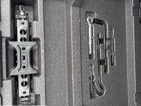 Certified 2025 Subaru Outback Premium image 17