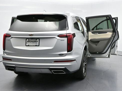 Used 2020 Cadillac XT6 Premium Luxury AWD/4WD image 45