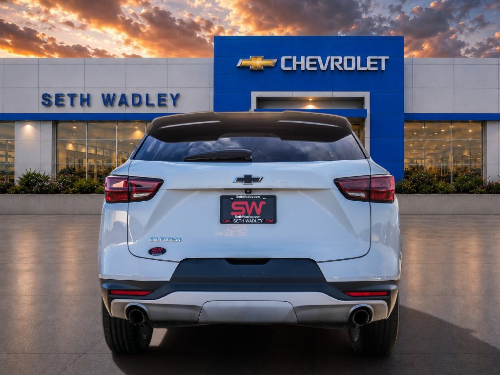 Used 2023 Chevrolet Blazer LT FWD image 6