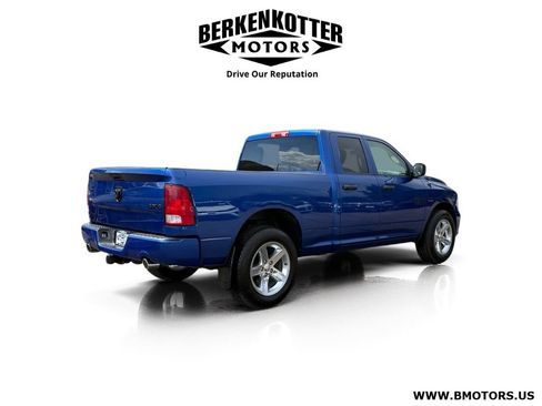 Used 2018 RAM 1500 Express w/ Express Value Package AWD/4WD image 3
