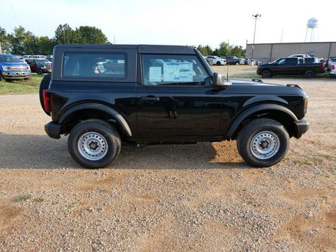 New 2026 Ford Bronco 2-Door AWD/4WD image 4