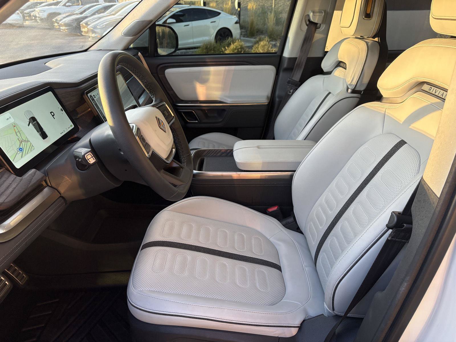 Used 2024 Rivian R1S Adventure Dual AWD/4WD image 12