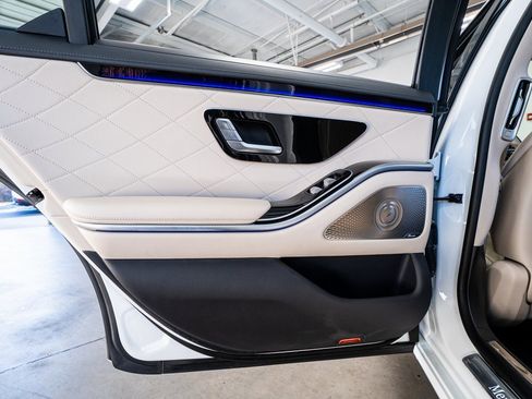 Used 2024 Mercedes-Benz S 580 4MATIC Sedan image 53