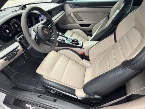 Certified 2025 Porsche 911 Carrera 4 GTS AWD/4WD image 4