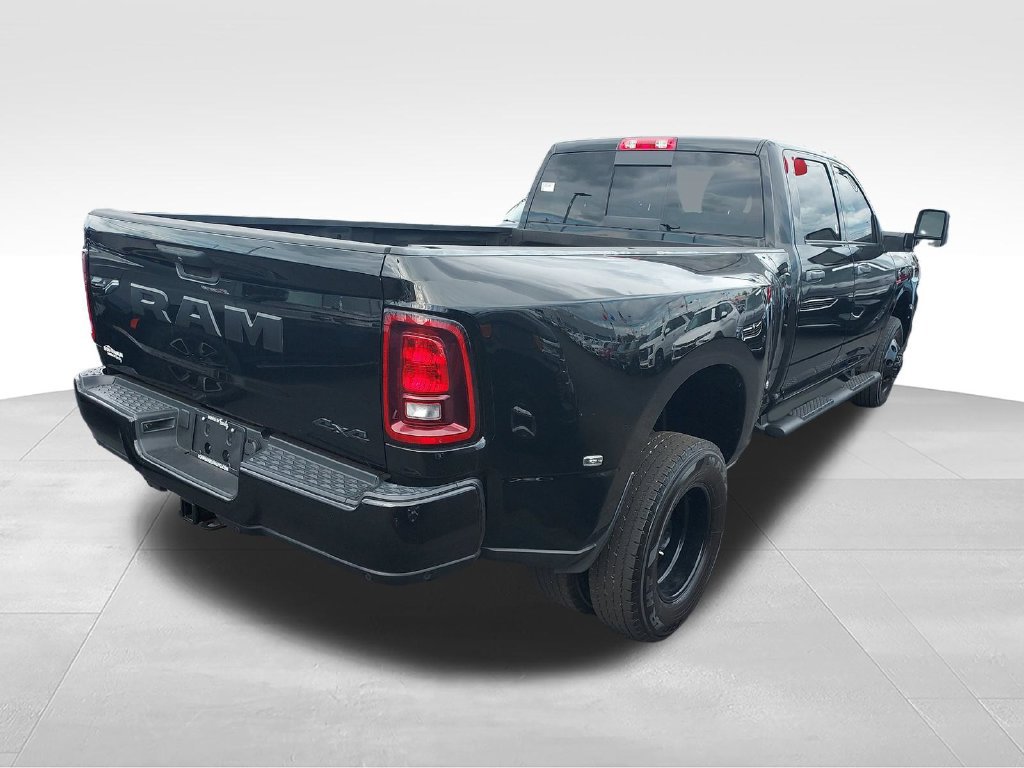 Used 2025 RAM 3500 Tradesman AWD/4WD image 5