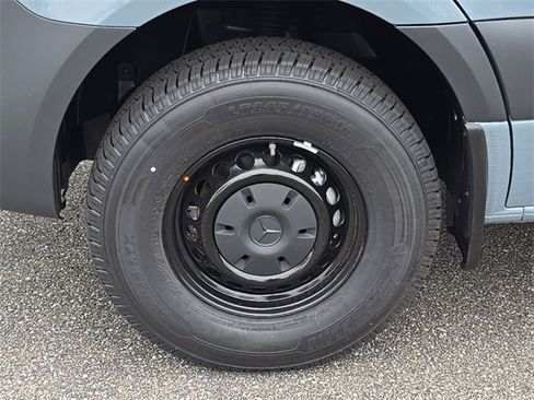 New 2025 Mercedes-Benz Sprinter 2500 image 11