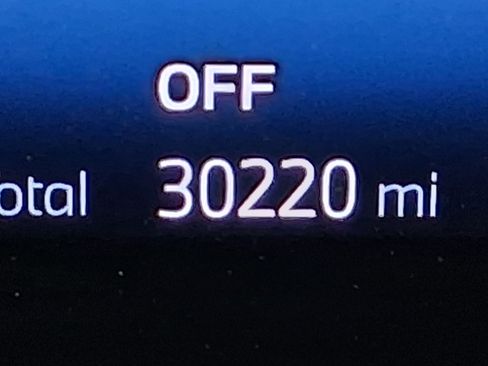 Used 2023 BMW iX xDrive50 w/ Sport Package AWD/4WD image 19