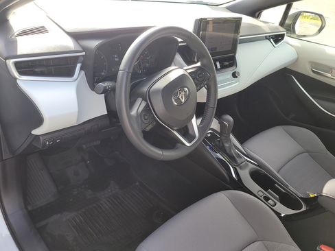 Used 2023 Toyota Corolla SE FWD image 18