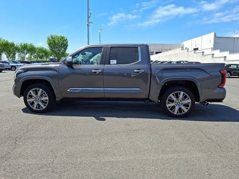 Used 2025 Toyota Tundra Capstone AWD/4WD image 5