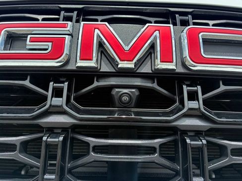 Used 2024 GMC Canyon Elevation w/ Convenience Package AWD/4WD image 15