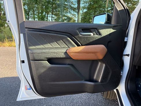 New 2026 GMC Canyon AT4 image 23