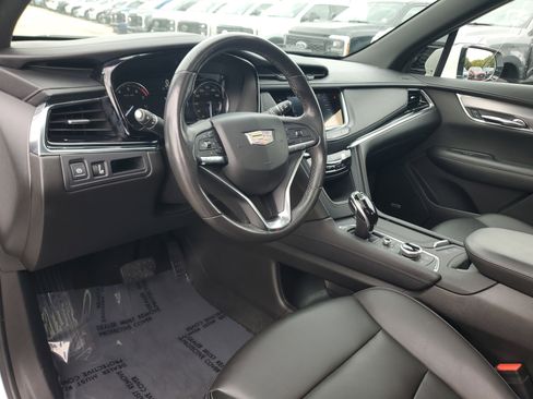 Used 2021 Cadillac XT6 Luxury image 13