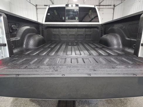 New 2026 RAM 3500 Laramie AWD/4WD image 30