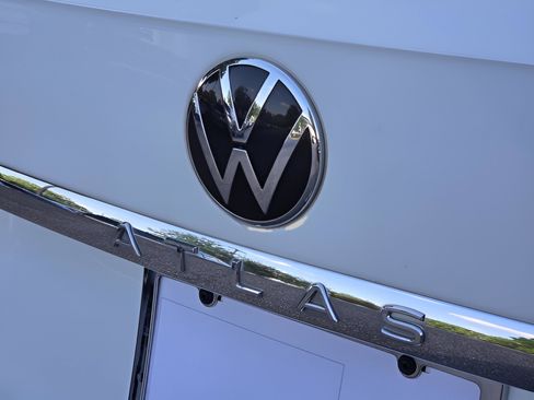 Used 2022 Volkswagen Atlas SE FWD image 32