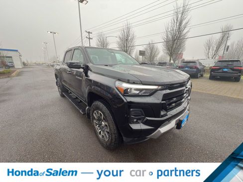 Used 2024 Chevrolet Colorado Z71 w/ Z71 Convenience Package 2 image 6