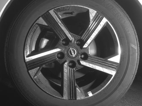 Used 2025 Nissan Sentra SV image 12