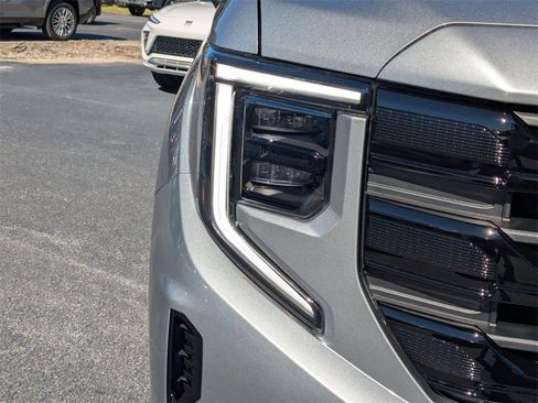 New 2026 GMC Sierra 1500 Elevation w/ Elevation Premium Package image 10