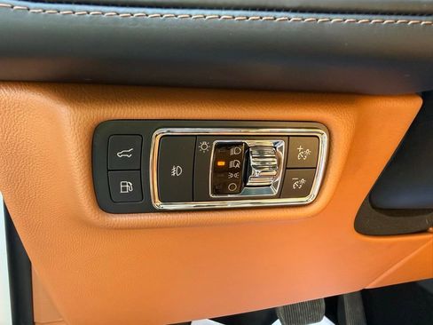 Used 2020 Lincoln Aviator Black Label Grand Touring w/ Class IV Trailer Tow Package image 17