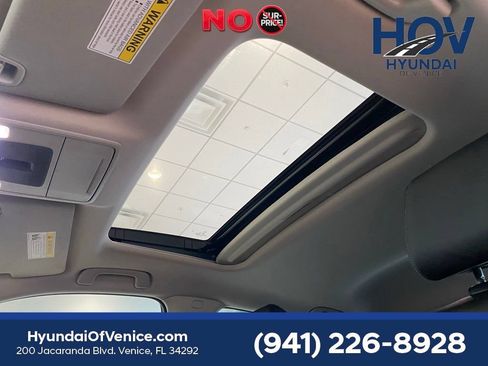 Used 2024 Honda Civic Touring image 27