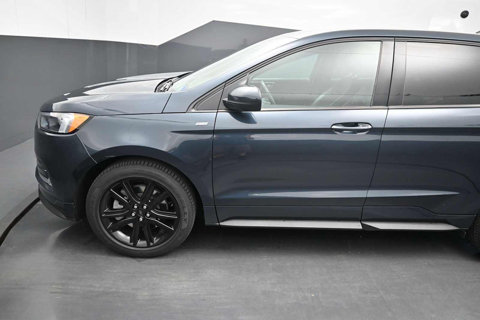 Used 2024 Ford Edge ST-Line AWD/4WD image 17