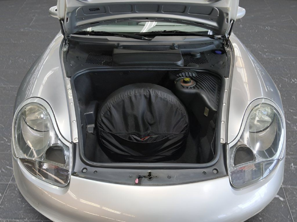 Used 2001 Porsche 911 Carrera RWD image 13