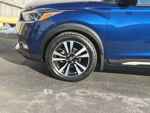 Used 2020 Nissan Kicks SR w/ SR Premium Package image 18