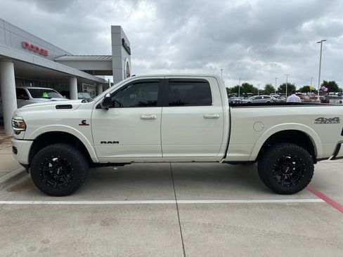 Used 2020 RAM 2500 Laramie w/ Night Edition AWD/4WD image 6