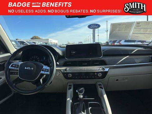 Used 2022 Kia Telluride EX w/ EX Premium Package image 15