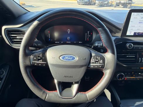 Used 2024 Ford Escape ST-Line image 34