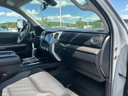 Used 2021 Toyota Tundra SR5 AWD/4WD image 16