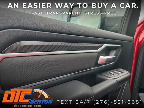 New 2026 RAM 1500 4x4 Crew Cab image 12