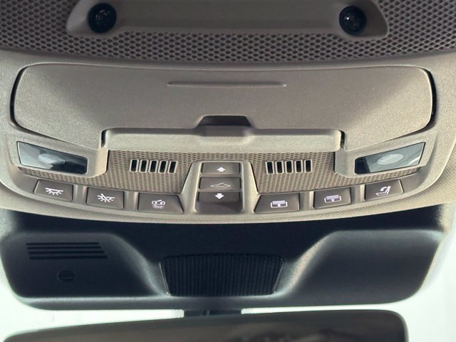 Used 2024 Lincoln Navigator Reserve AWD/4WD image 19