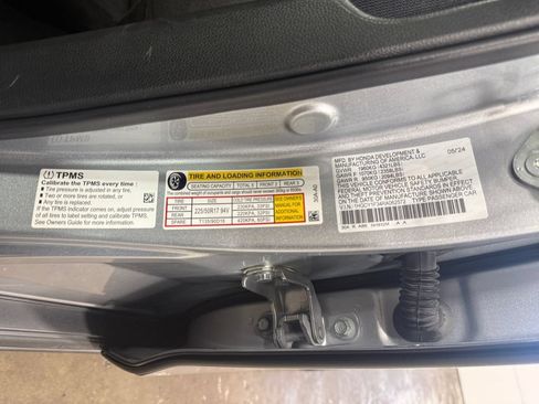 Used 2024 Honda Accord EX image 27
