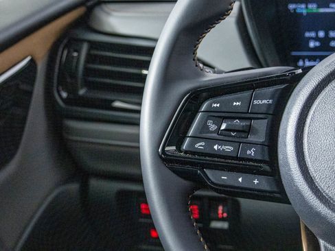 Used 2025 Subaru Forester Sport image 29