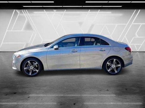 Used 2019 Mercedes-Benz A 220 image 7
