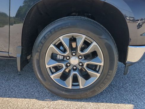 Used 2022 Chevrolet Silverado 1500 LT w/ Protection Package image 9