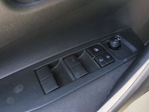 Used 2023 Toyota Corolla LE w/ LE Convenience Package FWD image 12