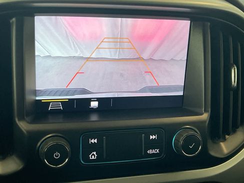 Used 2020 Chevrolet Colorado LT image 17