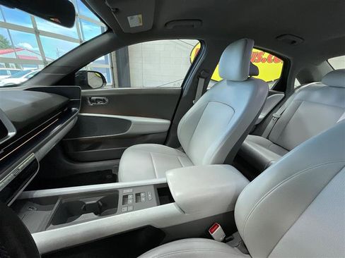 Used 2024 Hyundai Ioniq 6 SEL AWD/4WD image 11