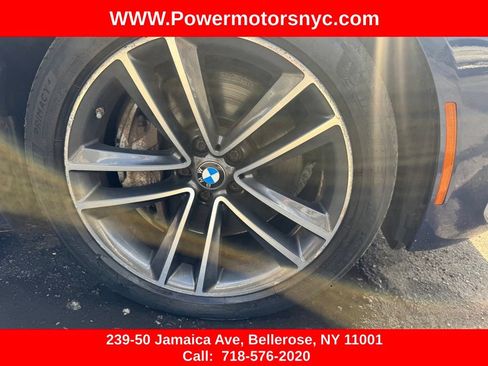 Used 2022 BMW 750Li xDrive AWD/4WD image 16