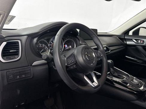 Used 2022 MAZDA CX-9 Touring image 11