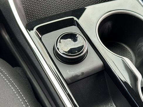 Used 2026 Chevrolet Equinox LT image 31