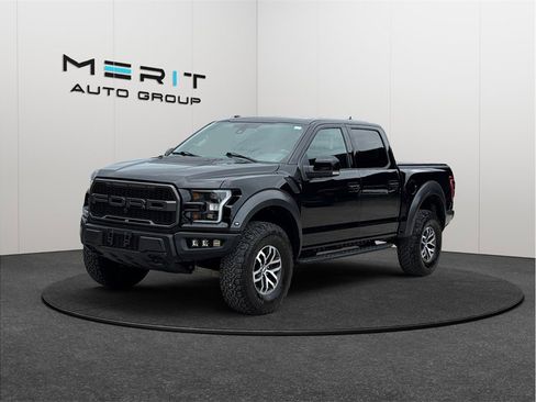 Used 2018 Ford F150 Raptor w/ Equipment Group 802A Luxury AWD/4WD image 4