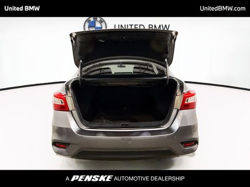 Used 2017 Nissan Sentra S image 10