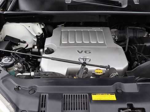 Used 2013 Toyota Highlander Limited image 41