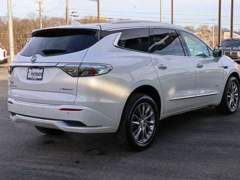 Used 2022 Buick Enclave Avenir w/ Avenir Technology Package image 3